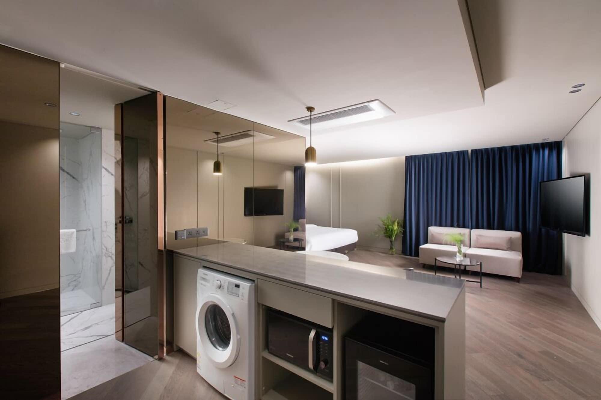 Sr Suites Pangyo Seongnam Exterior photo
