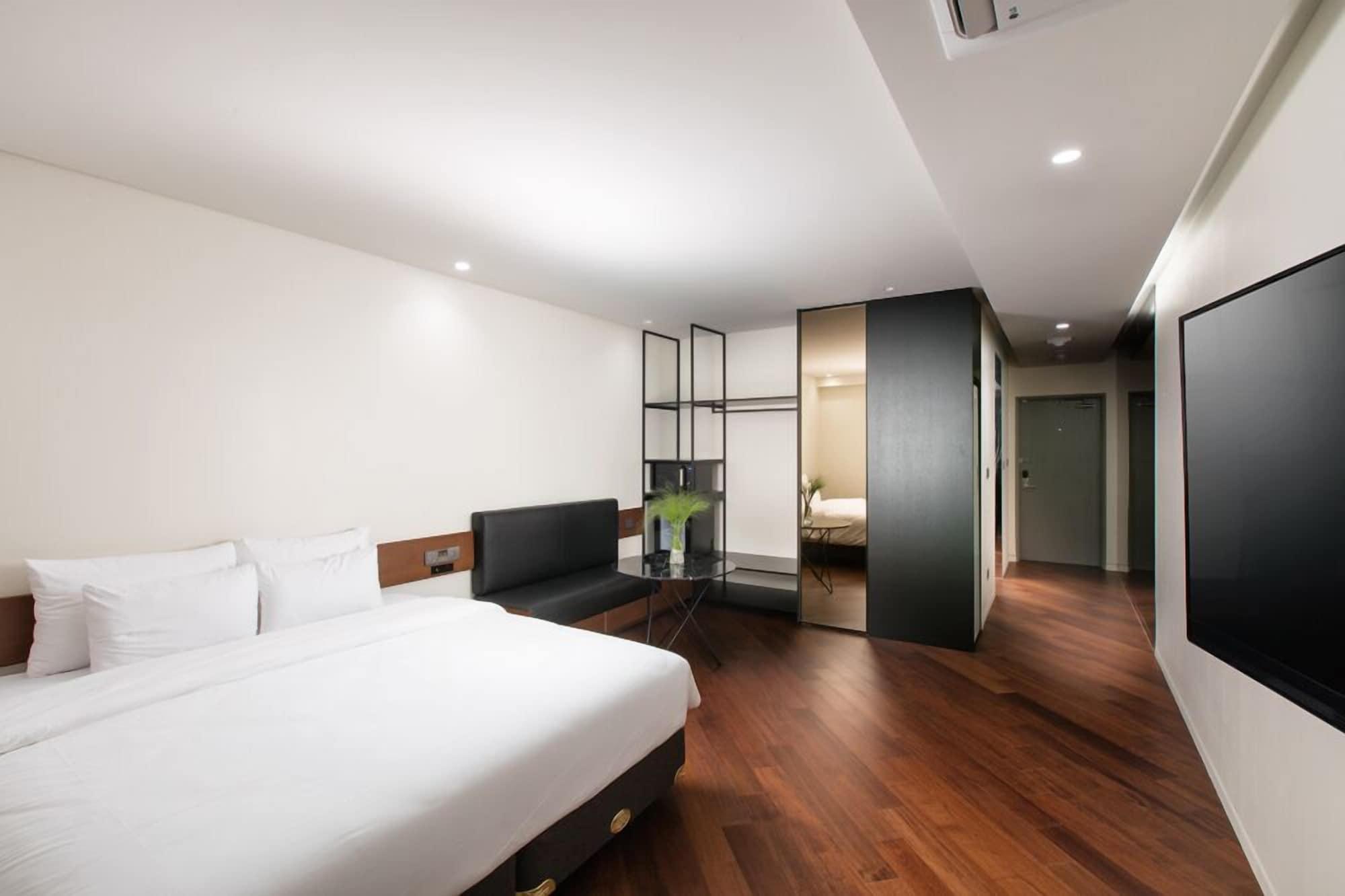 Sr Suites Pangyo Seongnam Exterior photo