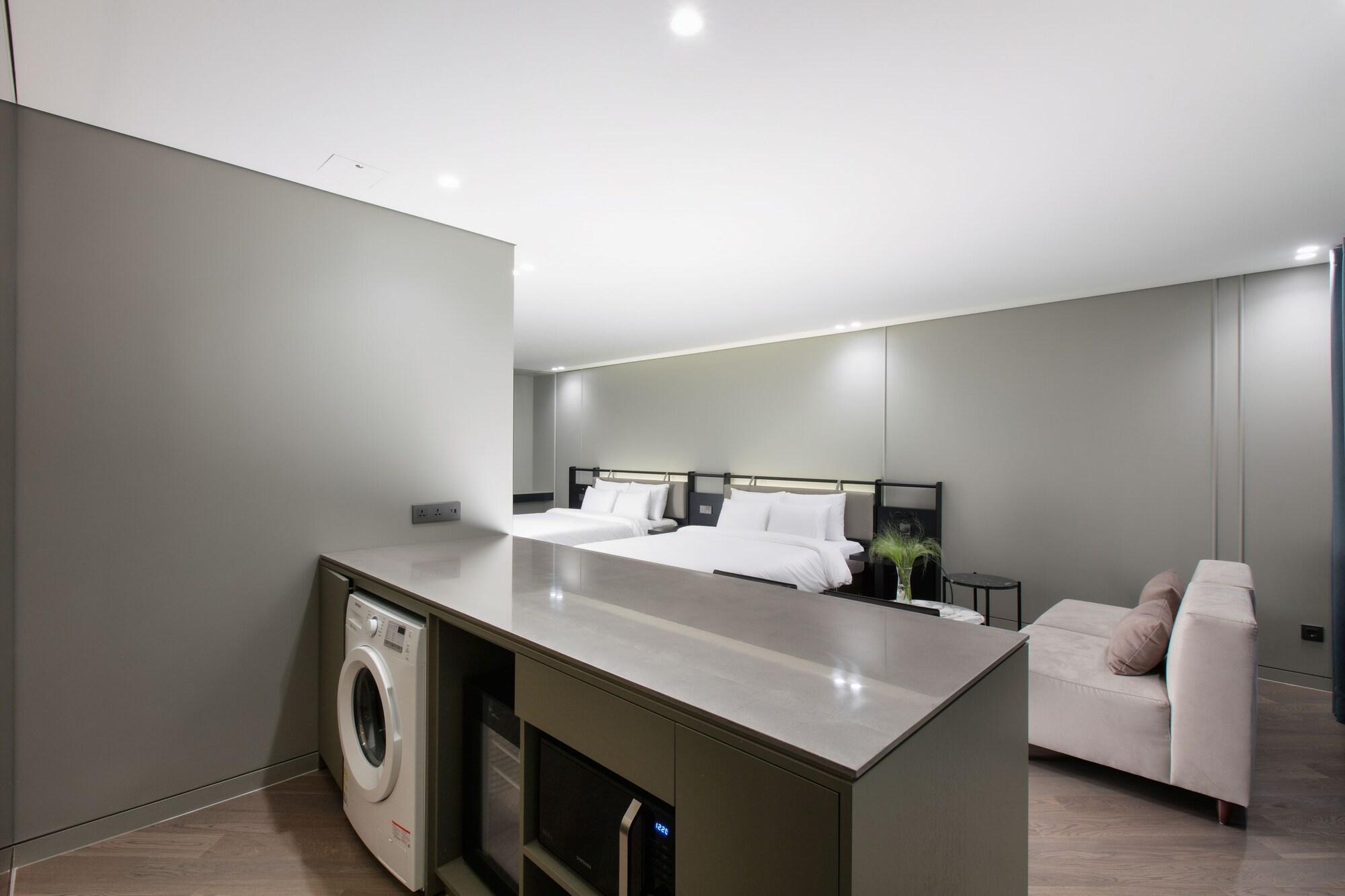 Sr Suites Pangyo Seongnam Exterior photo