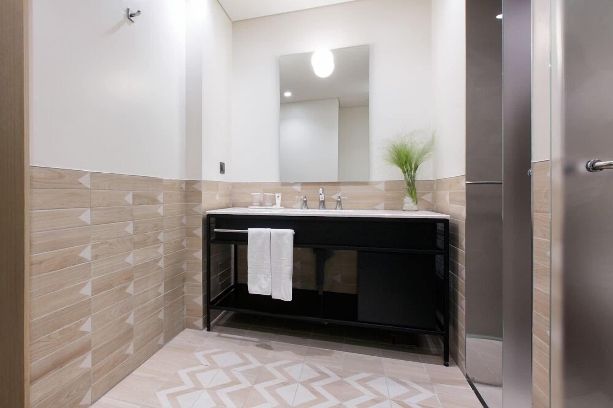 Sr Suites Pangyo Seongnam Exterior photo