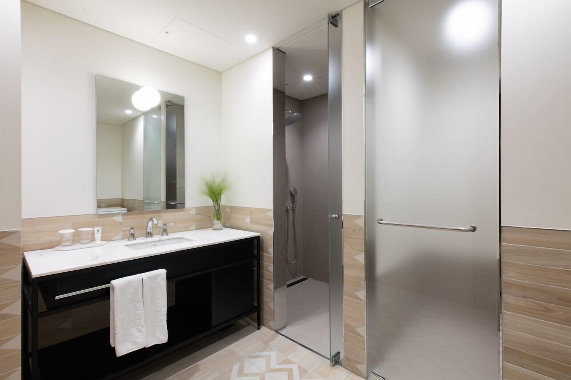 Sr Suites Pangyo Seongnam Exterior photo